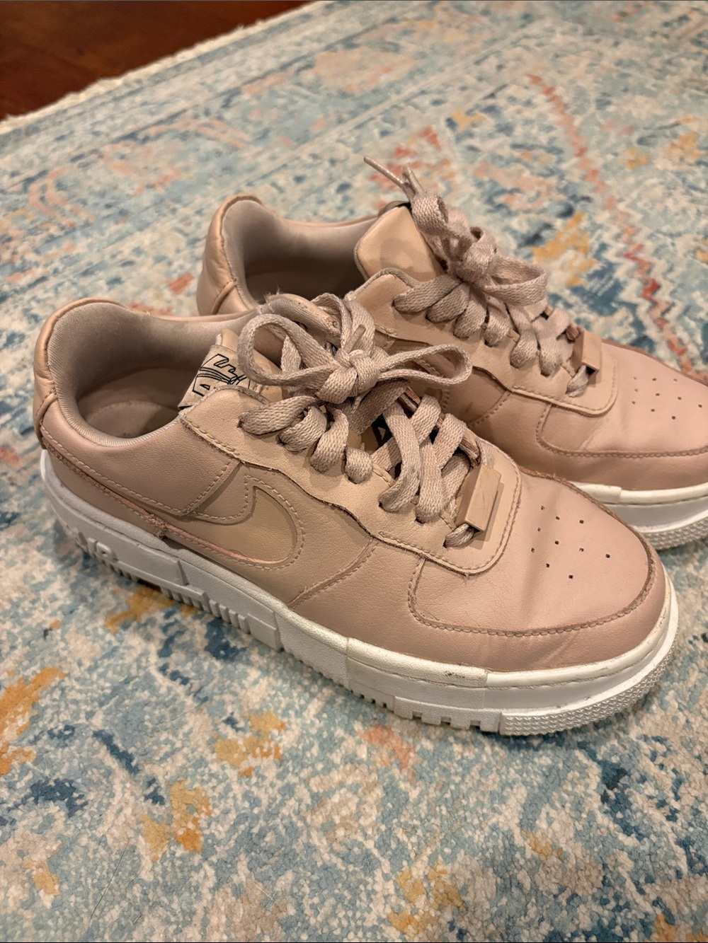 Nike Air Force women’s